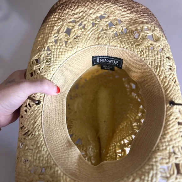 Brown Woven Straw Hat with Beaded Band❤️ - Picture 11 of 17